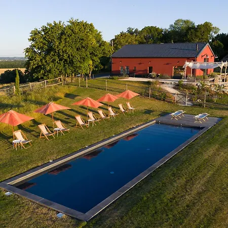 Beautiful House With View And Swiming Pool *